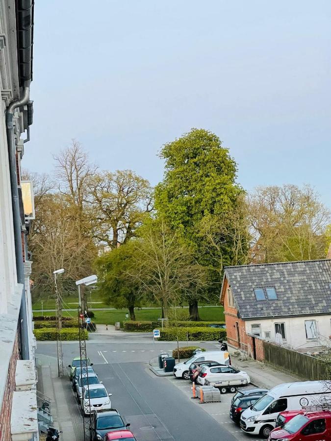 Scandinavian Apartment Hotel - Lunden 1 - Central 3 Bedroom Apartment On Two Floors Horsens Exterior photo